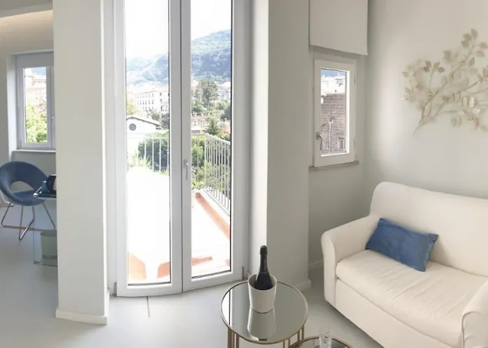Younique Bed and Breakfast 4*